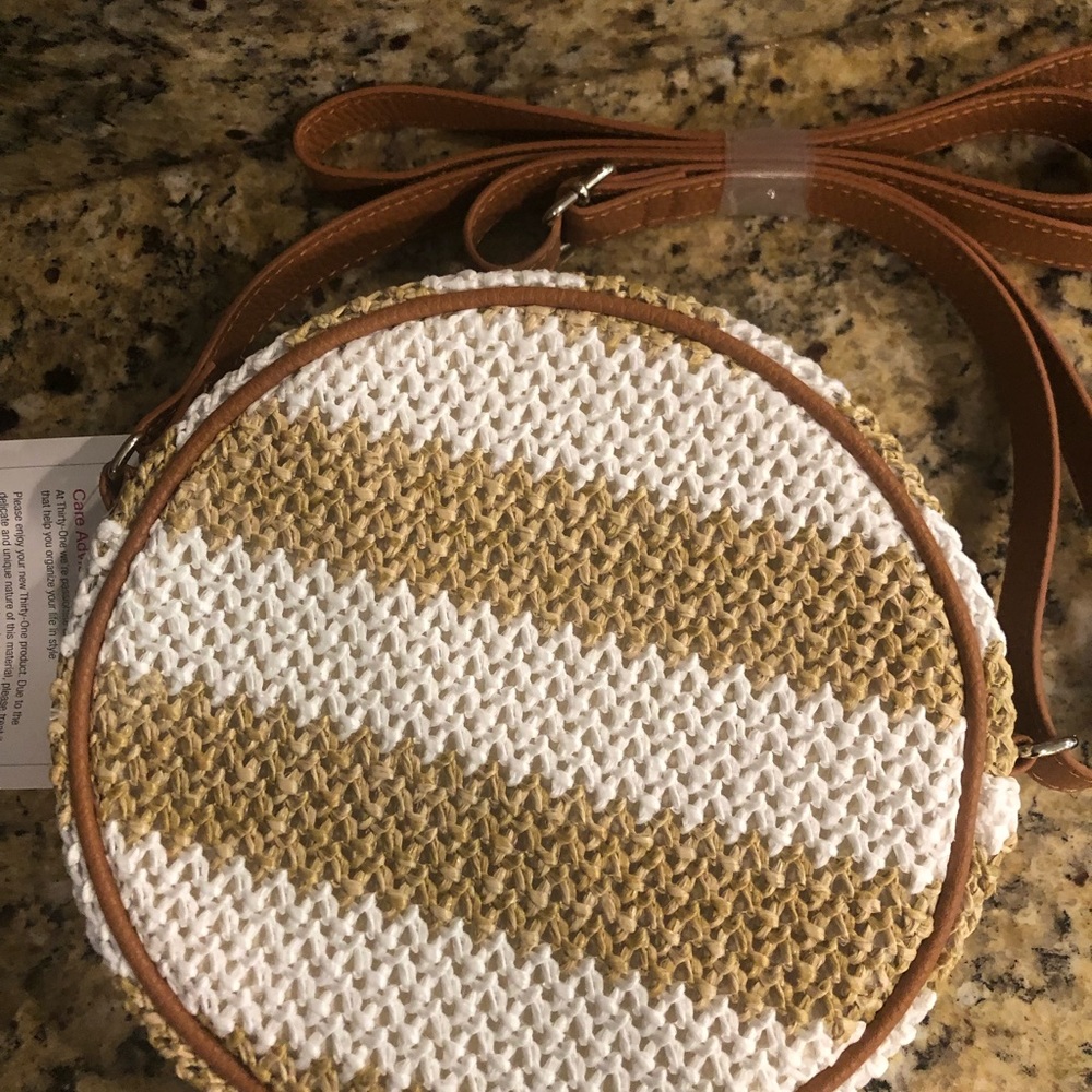 Thirty-One ~ Roundabout Crossbody~White Stripped Straw - Picture 3 of 3
